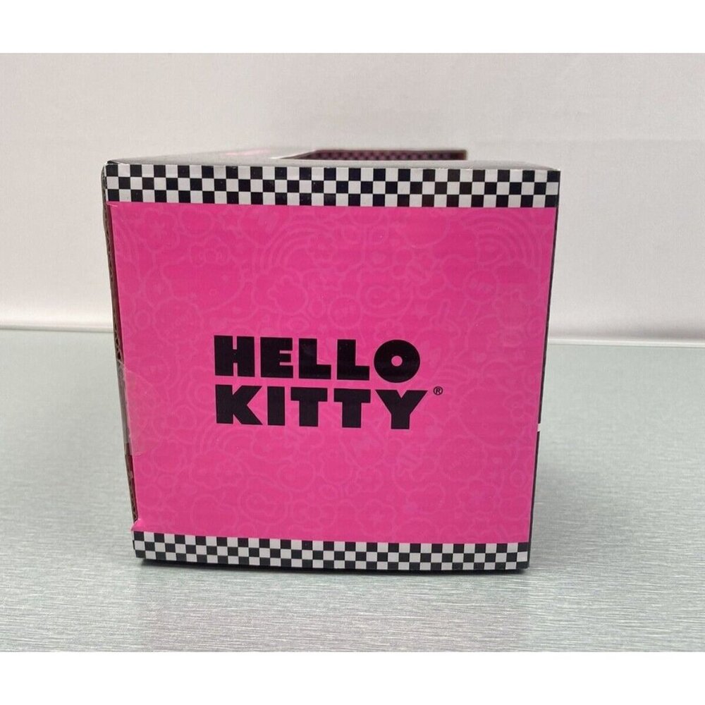 HELLO KITTY REMOTE CONTROL RACING CAR 8" AGES 8+ - Picture 11 of 11